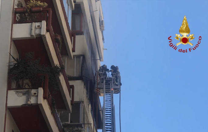 Palermo, Incendio In Un Condominio: Nessun Ferito : Antenna Uno Notizie